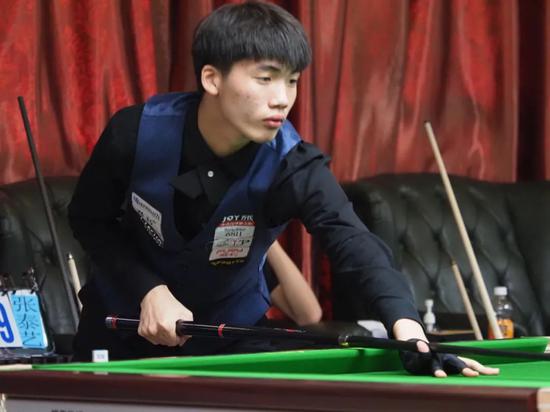 这场比赛的 这场比赛的