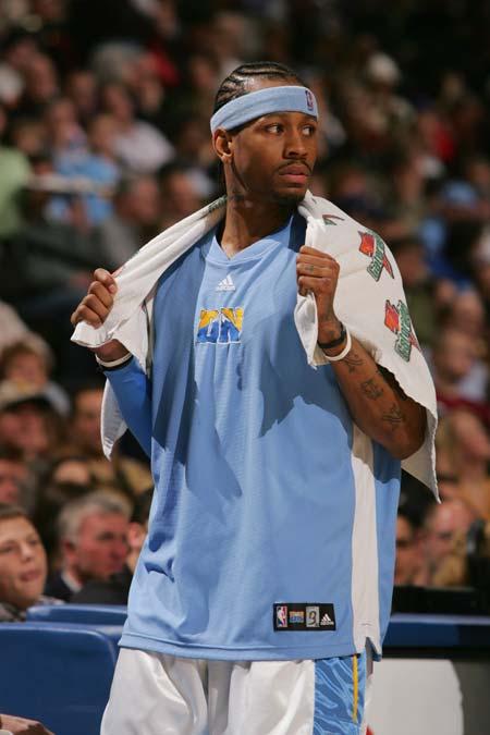 重围的期待 重围的期待