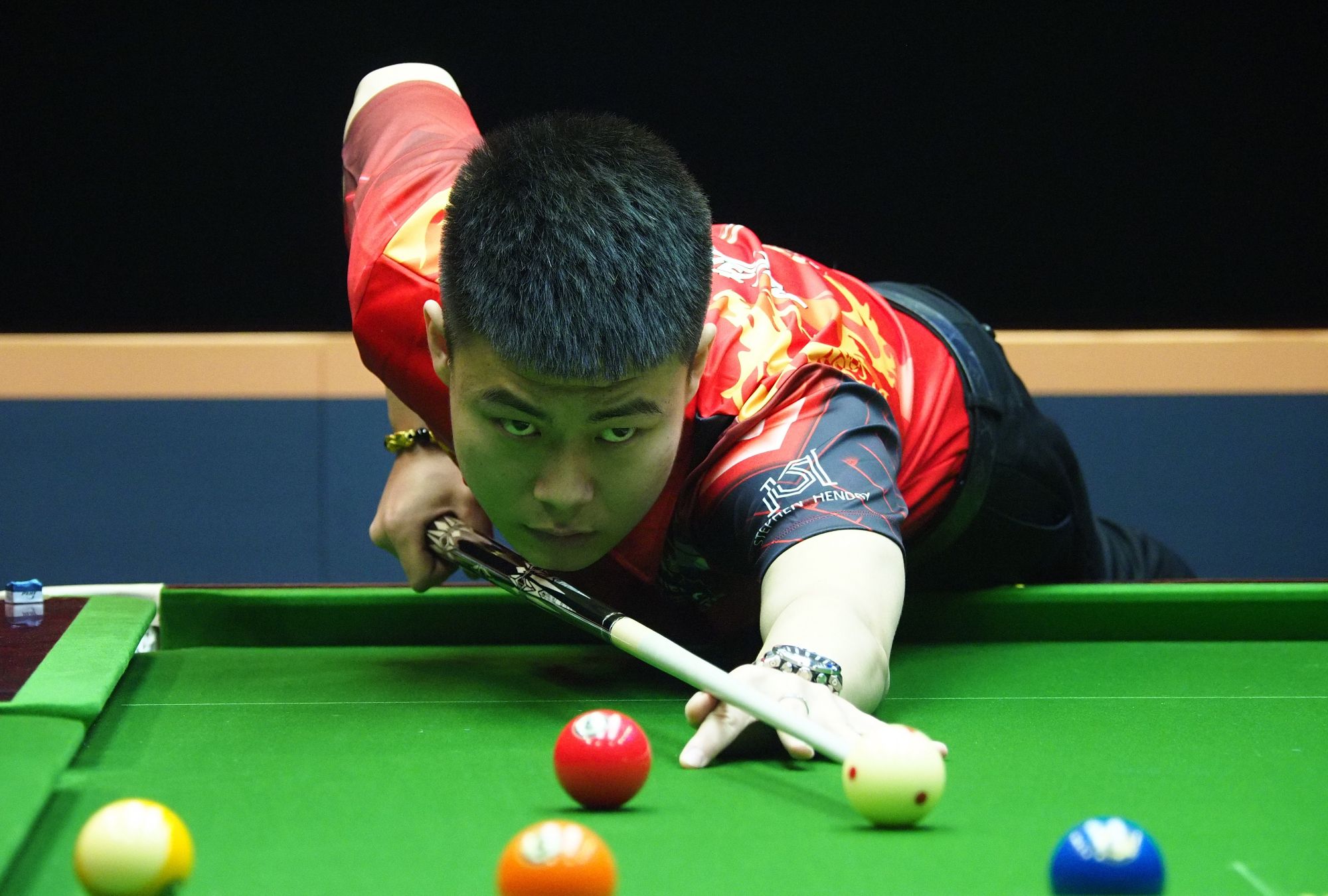 既有比赛中 既有比赛中